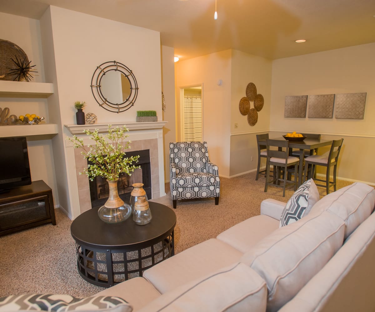 Apartments For Rent In Tulsa Ok Near Chimney Hills The Courtyards