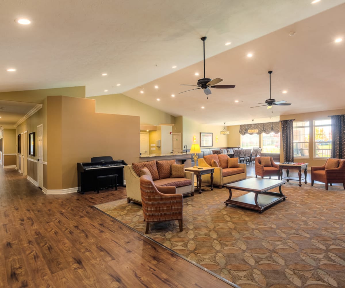 Common area at Pacifica Senior Living Coeur d'Alene in Coeur d'Alene, Idaho