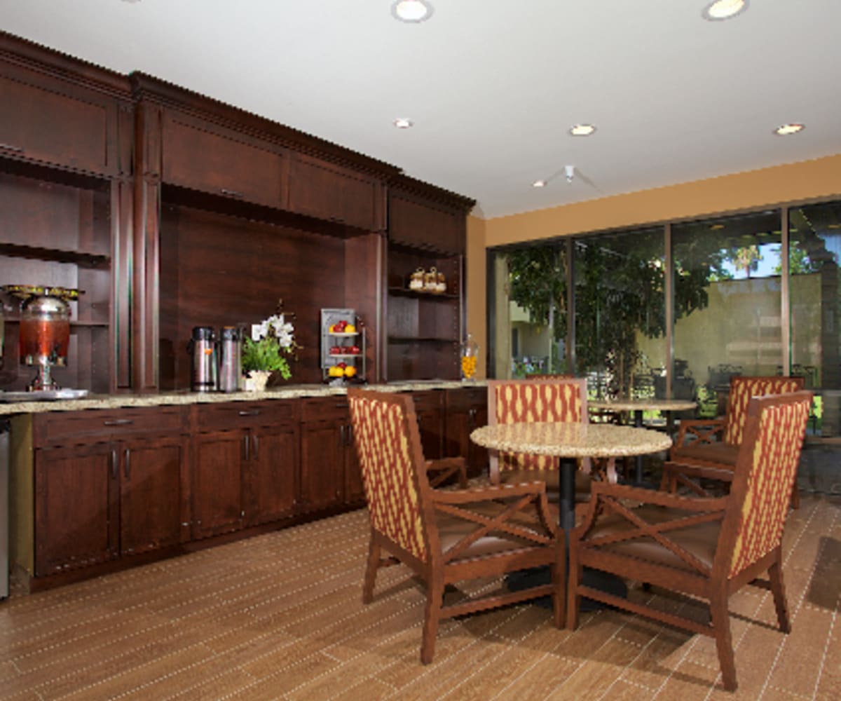 Lounge area at Pacifica Senior Living Escondido in Escondido, California