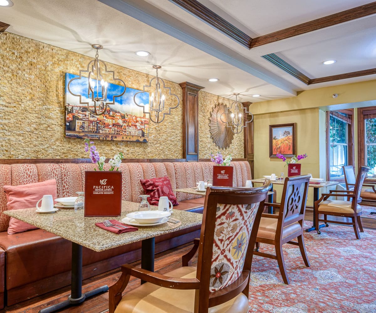 Dining room at Pacifica Senior Living Oakland Heights in Oakland, California
