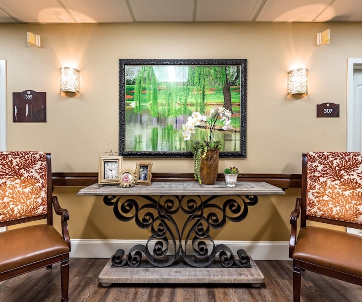 Hallway with seating at St. Andrews Memory Care in Portland, Oregon