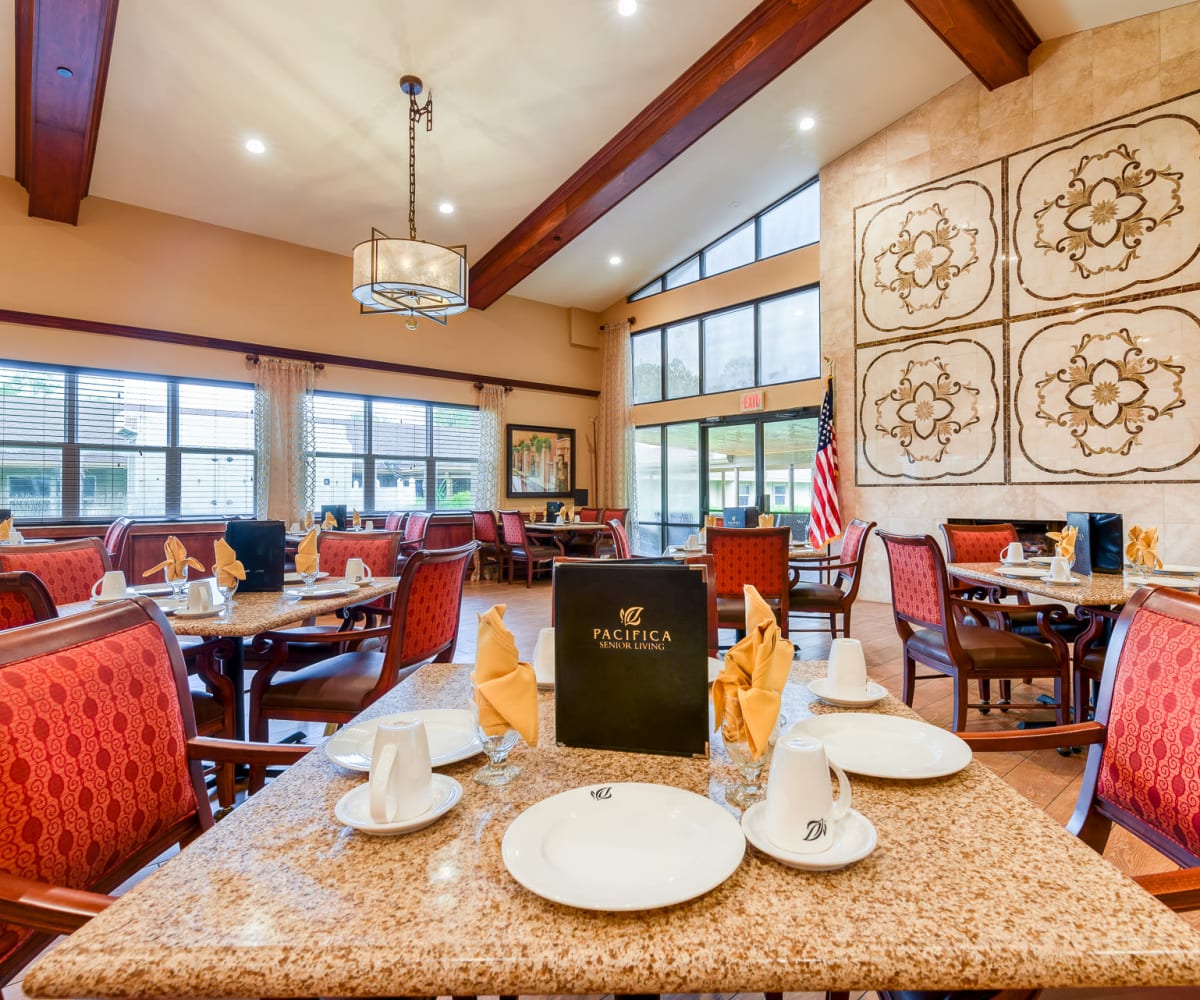 Dining room at Wyndham Lakes in Jacksonville, Florida
