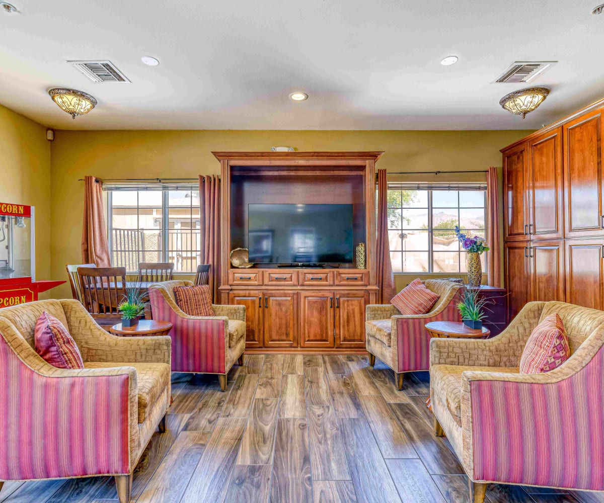 Lounge area at Pacifica Senior Living Tucson in Tucson, Arizona