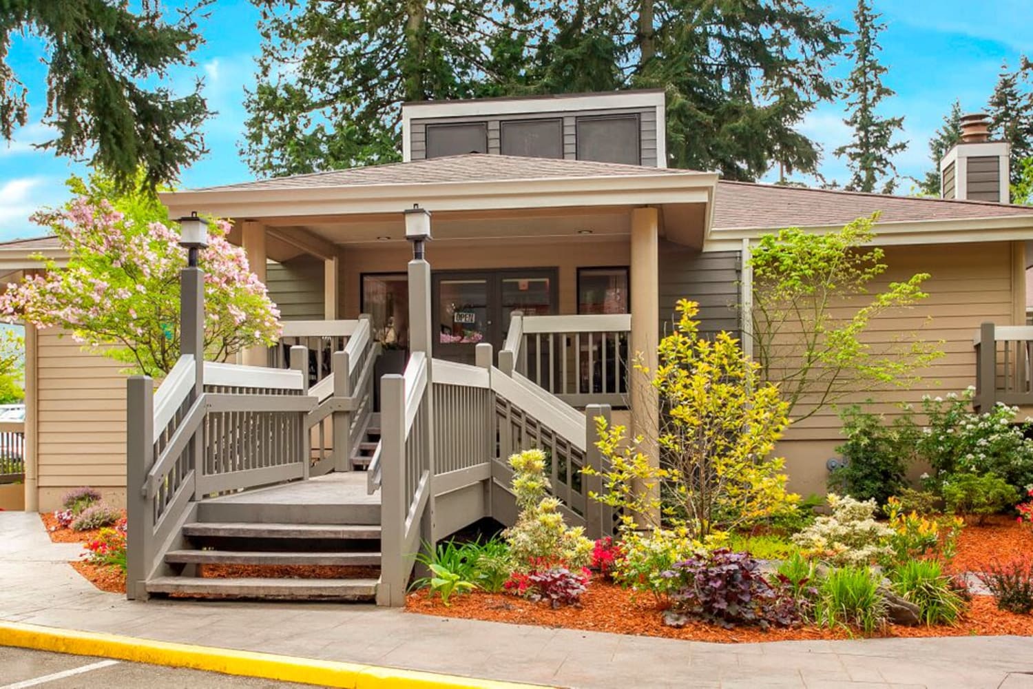 Photos of Vue Kirkland Apartments in Kirkland, Washington