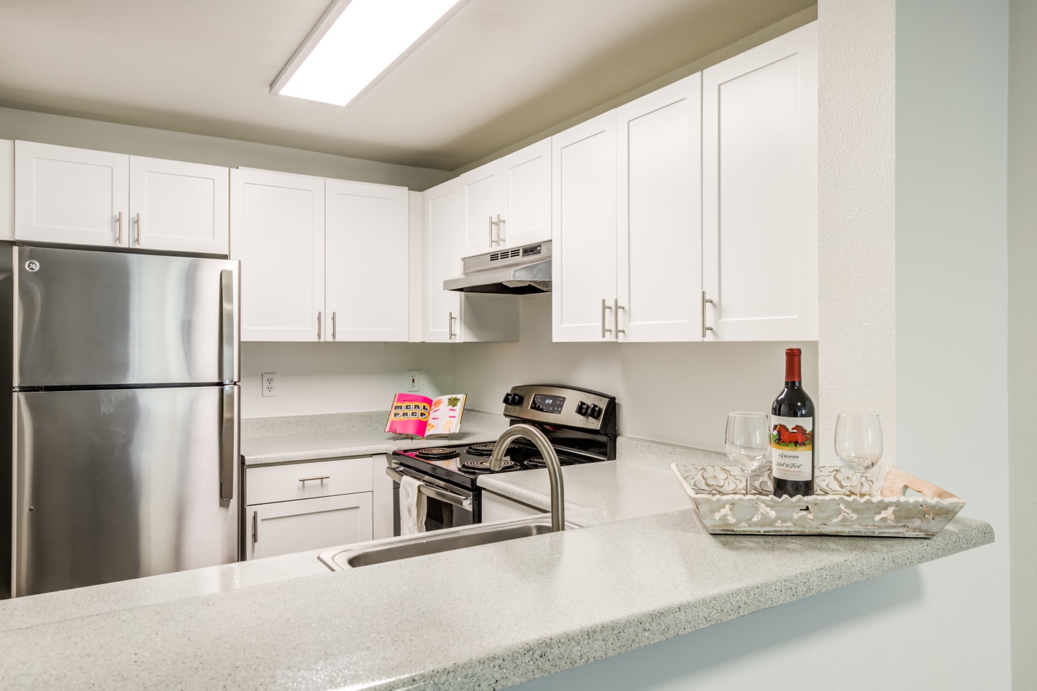 Breakfast bar at Metropolitan Park Apartments in Seattle, Washington