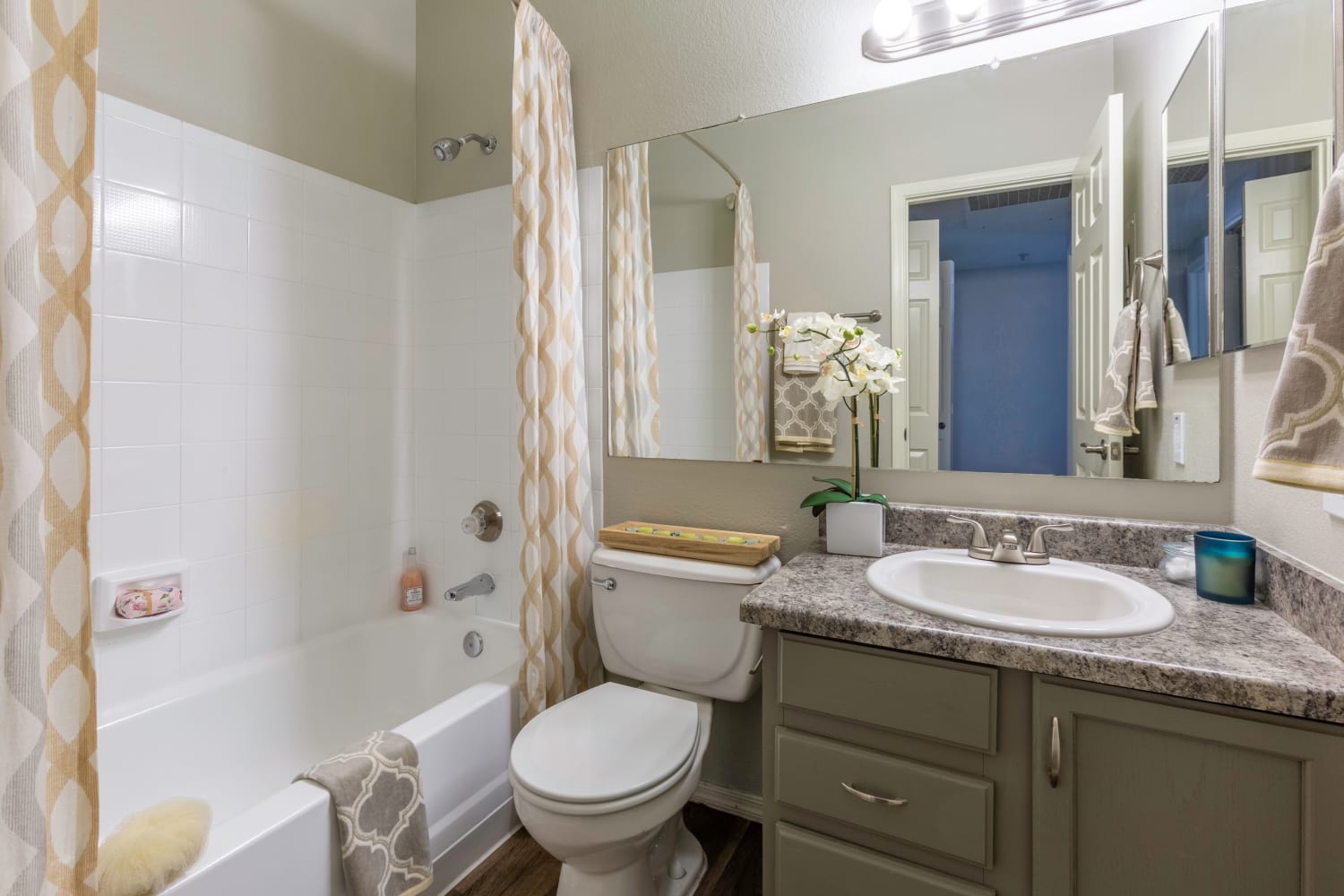 Photos of Alcove at the Islands in Gilbert, Arizona