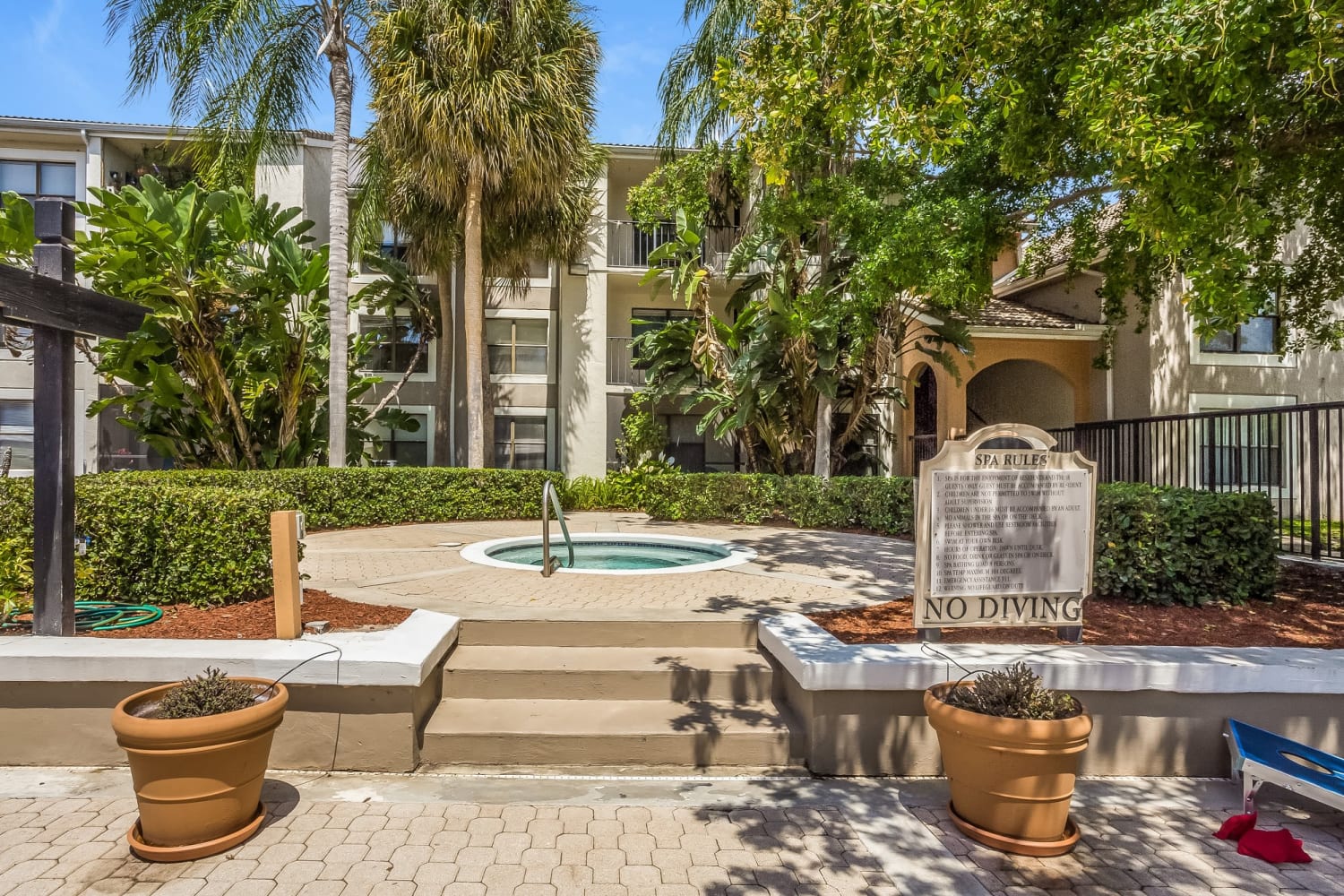 Our Apartments in Boca Raton, Florida offer a Hot Tub