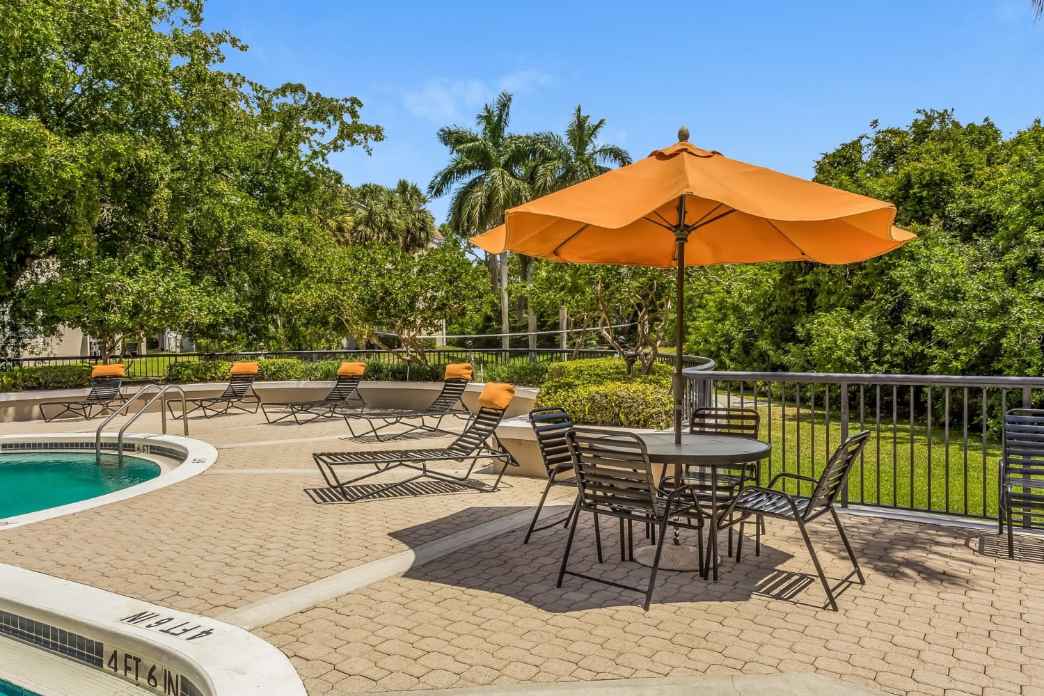 Poolside Seating at Tuscany Pointe at Somerset Place Apartment Homes in Boca Raton, Florida