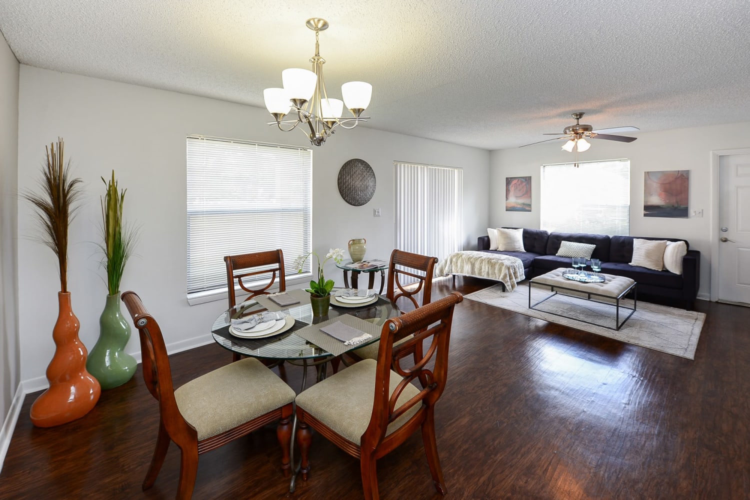 Livingroom at Savannah Place Apartments & Townhomes in Boca Raton, Florida