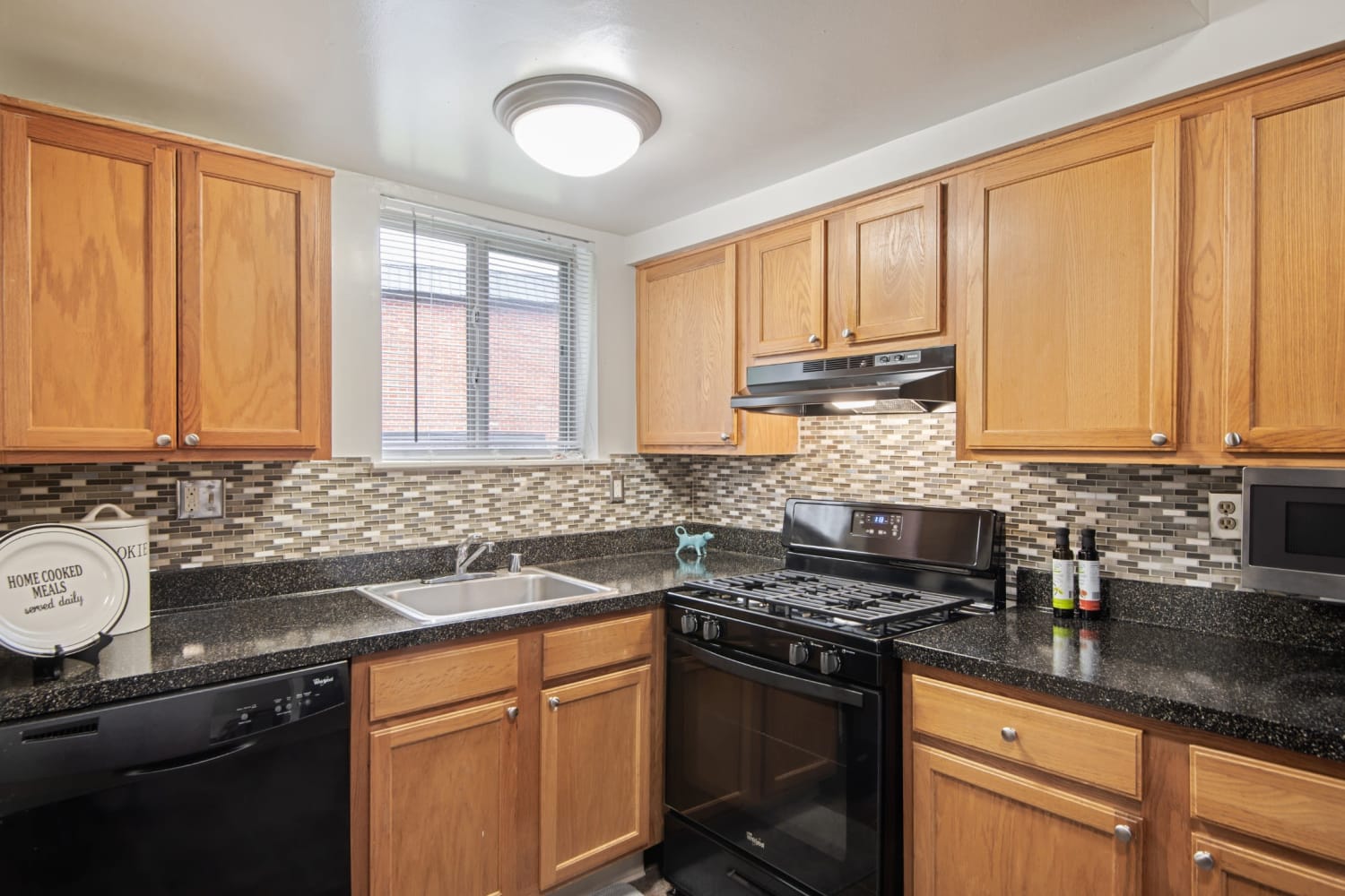 Fully equipped kitchen at Taylor Park Apartment Homes in Nottingham, Maryland