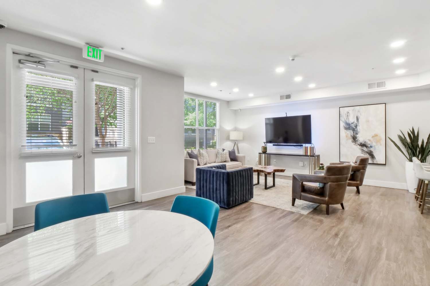 Modern Apartments at Villa Montanaro in Pleasant Hill, California