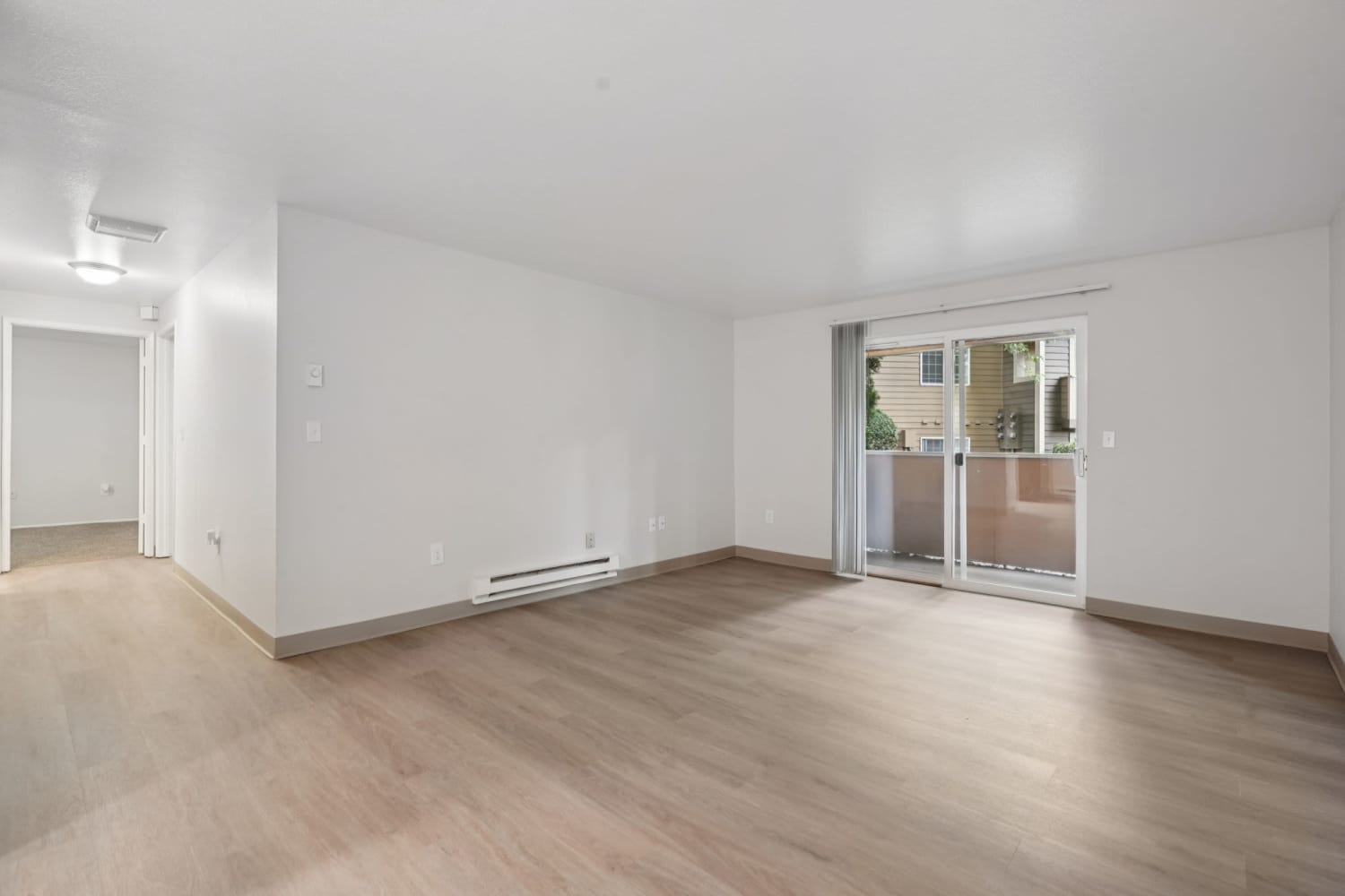 Living Room at Arnada Pointe in Vancouver, Washington