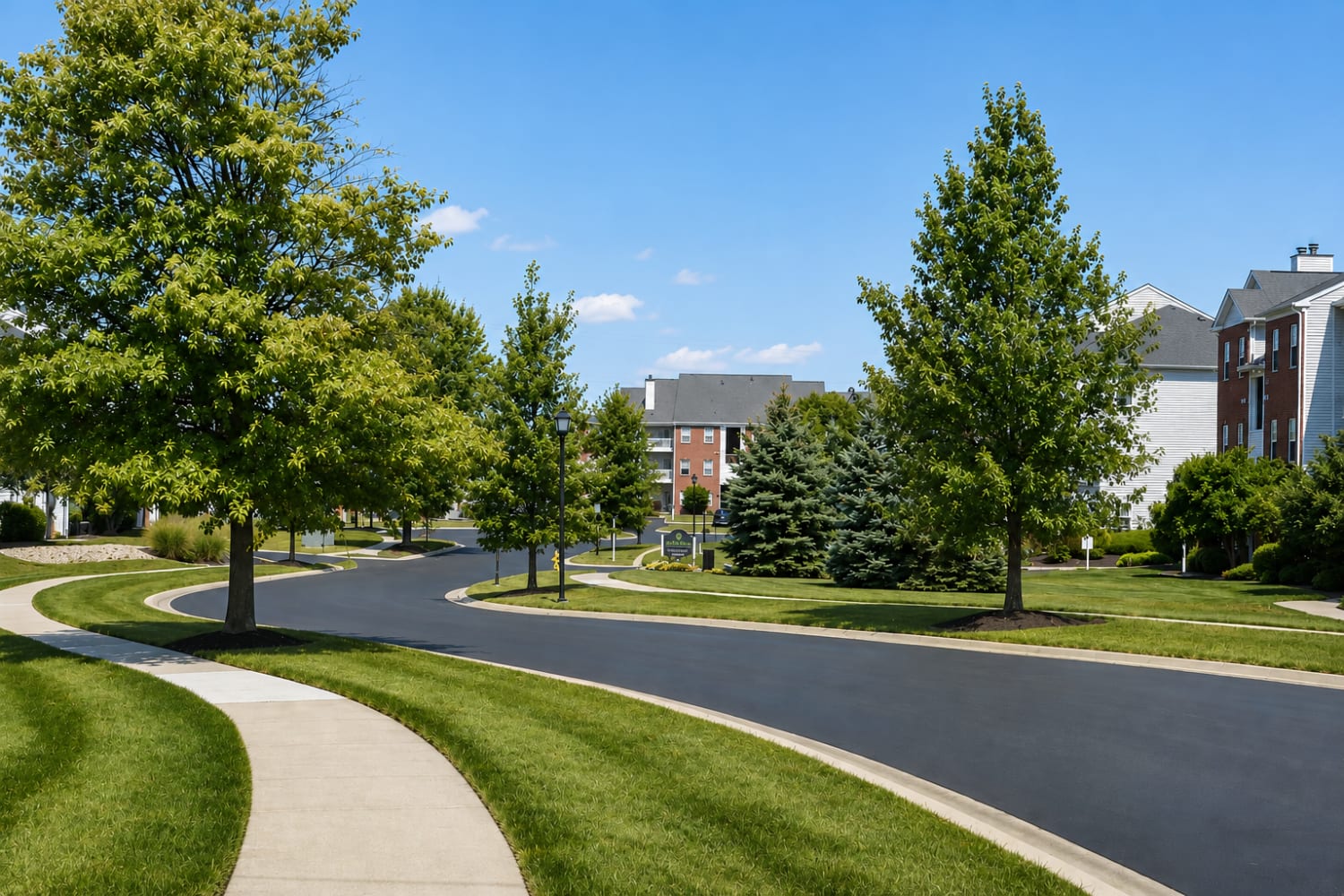 Entry Drive at Meridian Oaks Apartments in Greenwood, Indiana