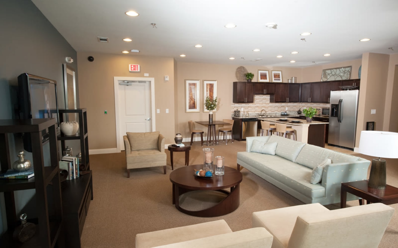 Resident lounge at Meridian in New Orleans, Louisiana