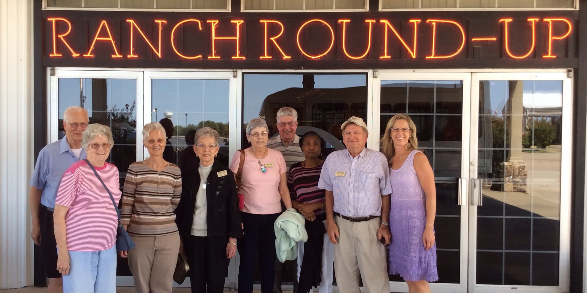 Residents from Pioneer Ridge Gracious Retirement Living in McKinney, Texas outside Ranch Round-up