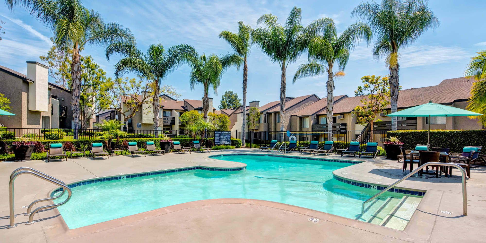 Apartments in Laguna Hills, California, at Sofi Laguna Hills