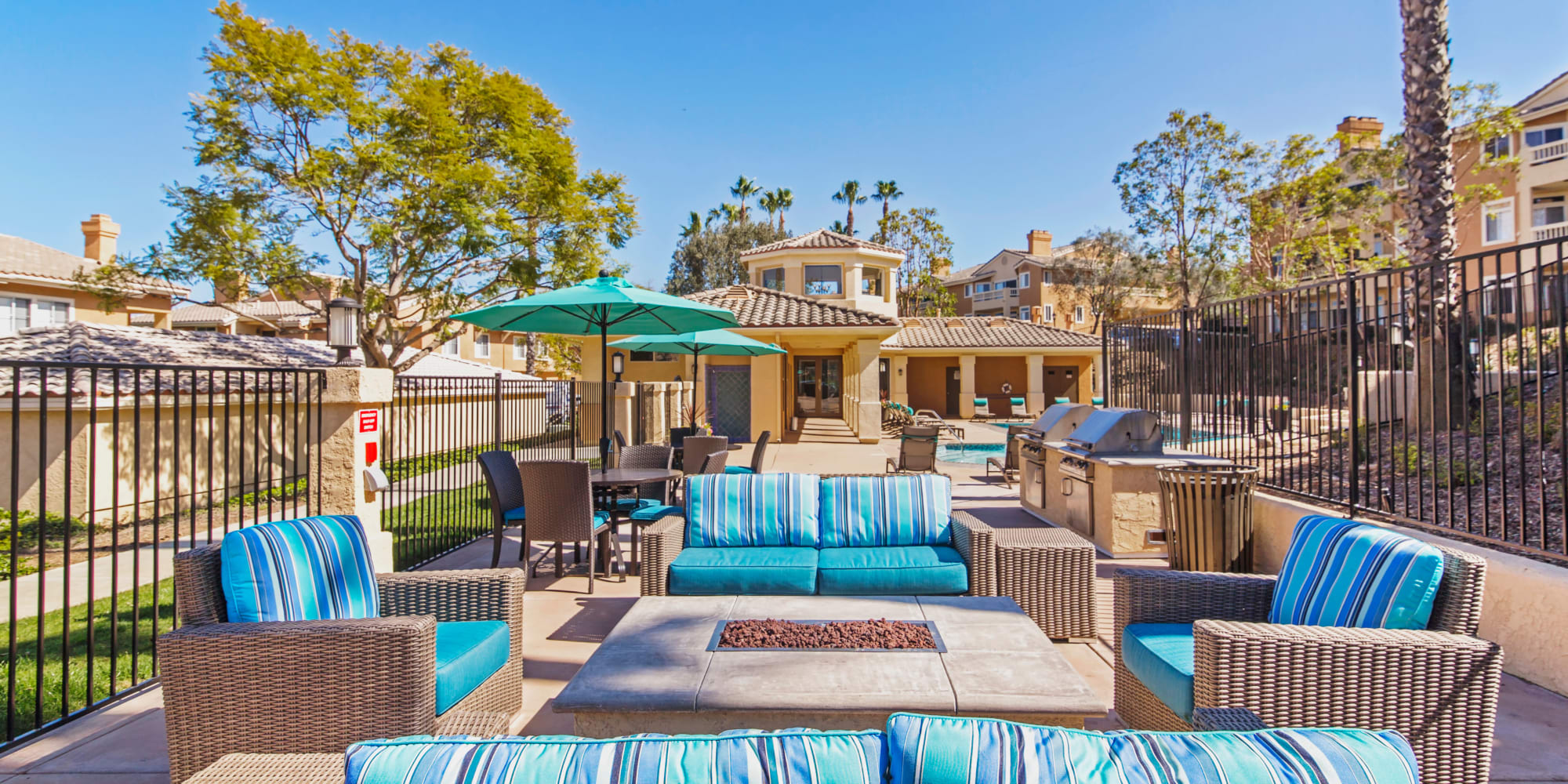 San Diego, California, apartments at Sofi Canyon Hills