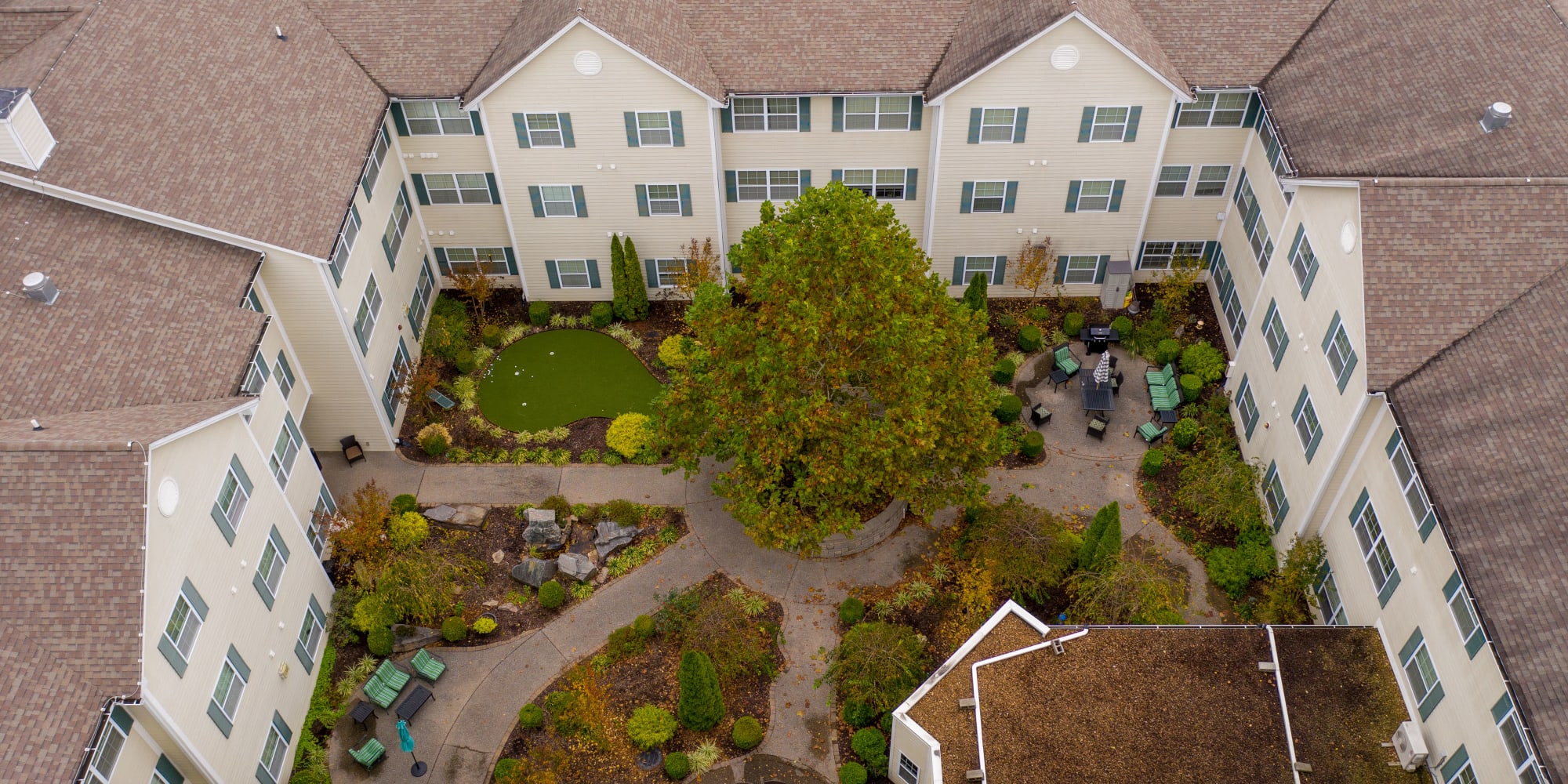 Independent Living at The Hearth at Hendersonville in Hendersonville, Tennessee