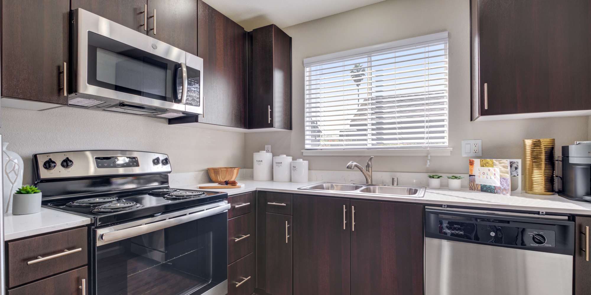 San Jose, California, apartments at Sofi Waterford Park