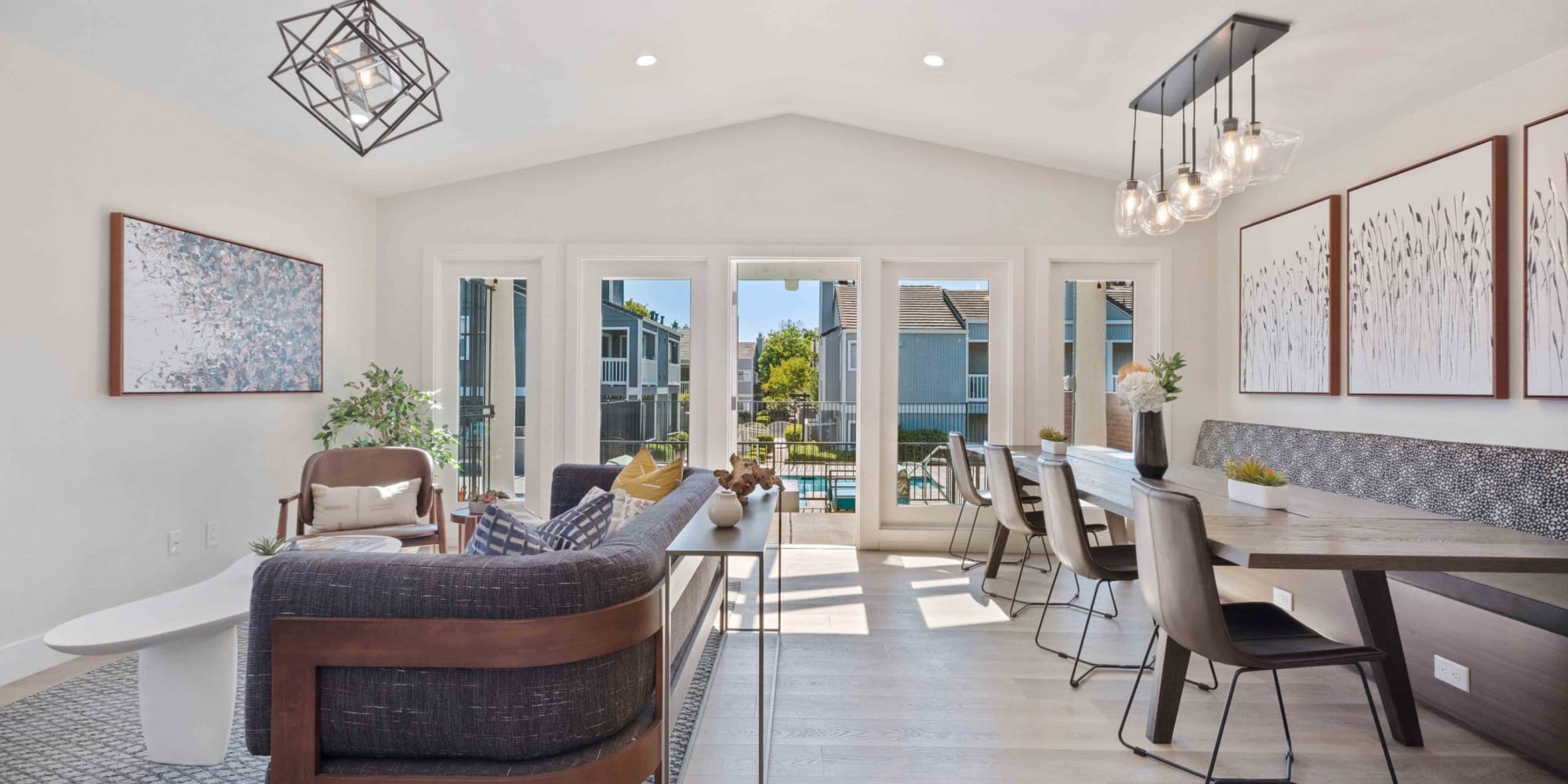 Haven Martinez offers a Bedroom in Martinez, California