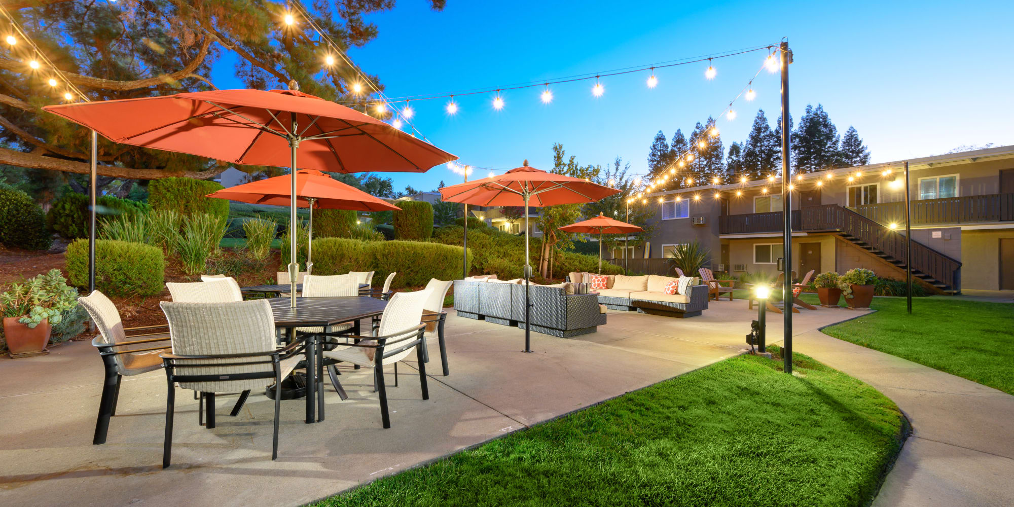 Outdoor lounge area at Pleasanton Heights in Pleasanton, California