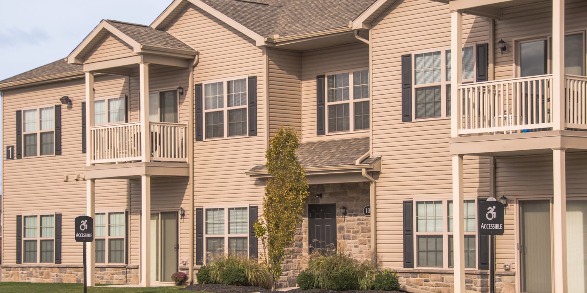  Exterior building at Park Lane South Apartments in Depew, New York