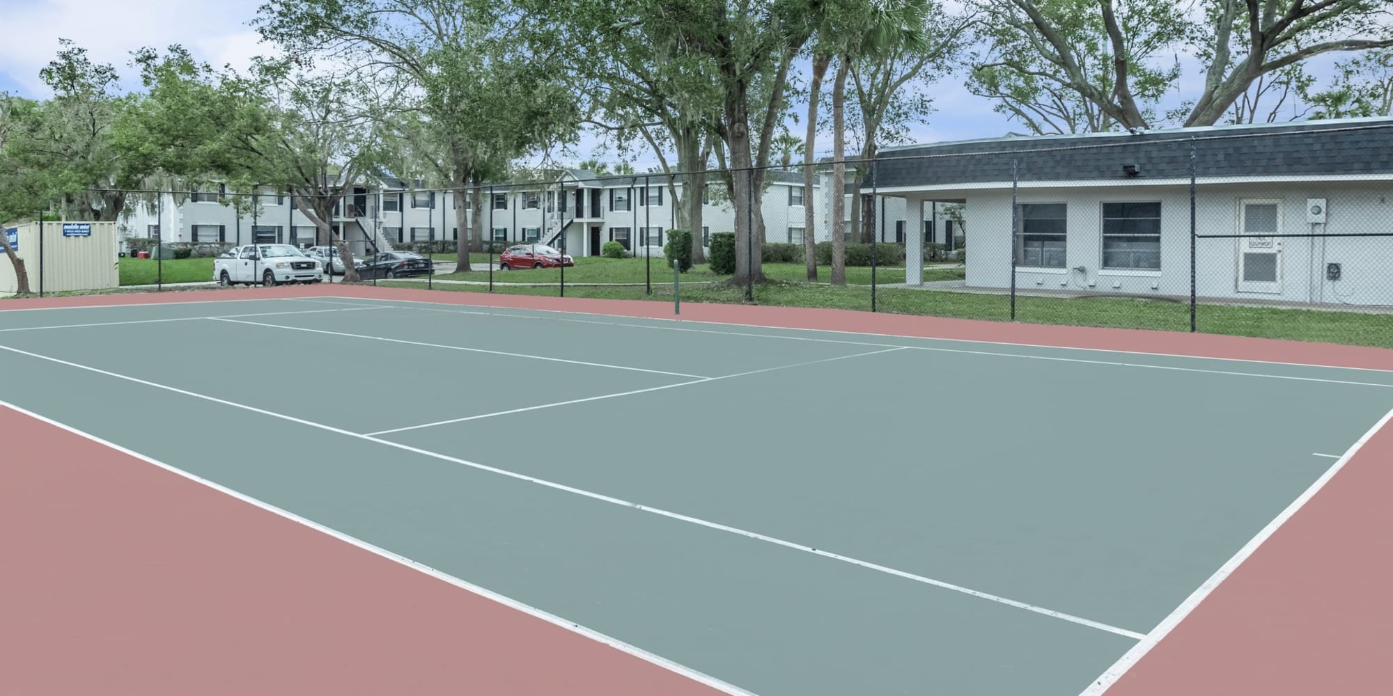 Tennis court at Magnolia Court in Orlando, Florida