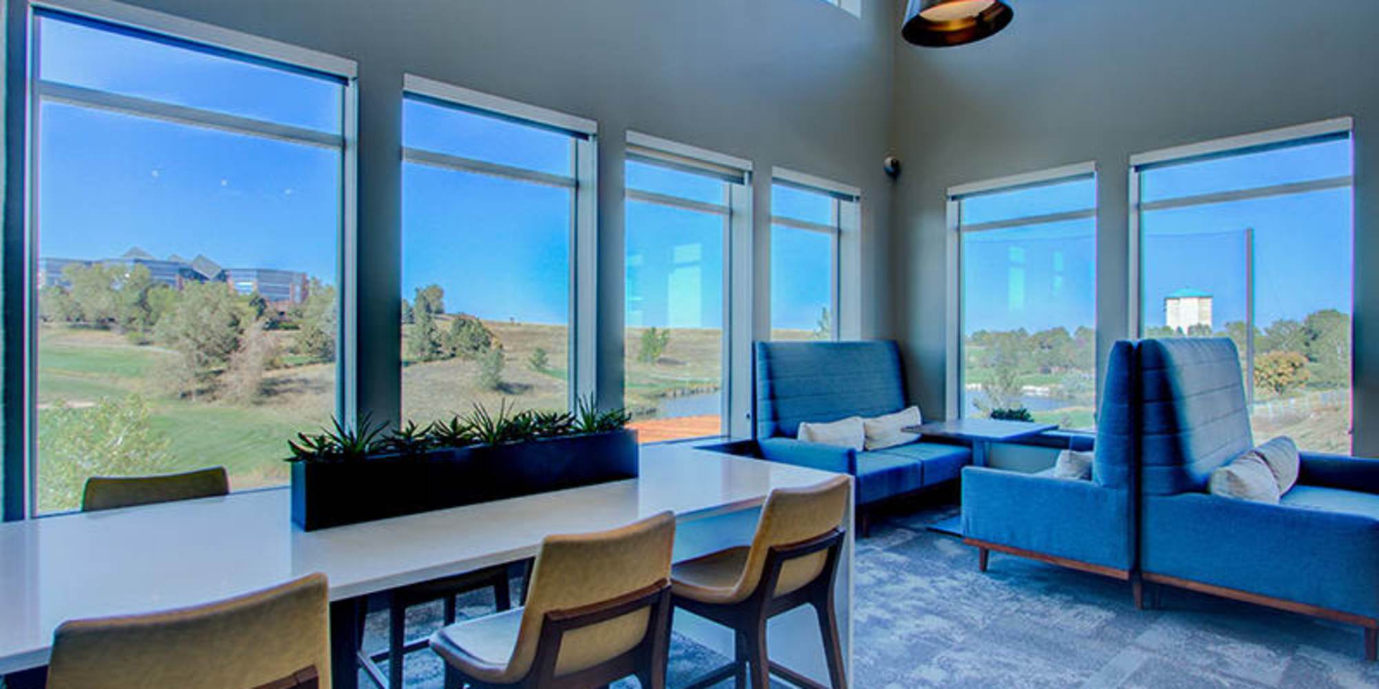 Resident lounge at Fusion 355 in Broomfield, Colorado