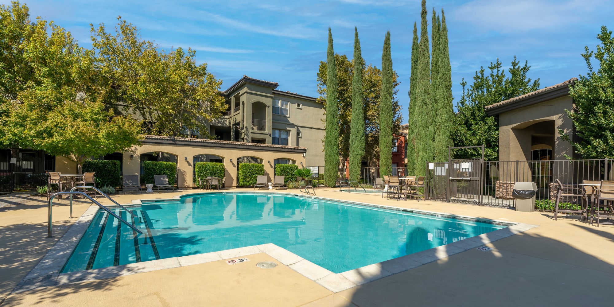 Swimming pool at Villagio Luxury Apartments in Sacramento, California