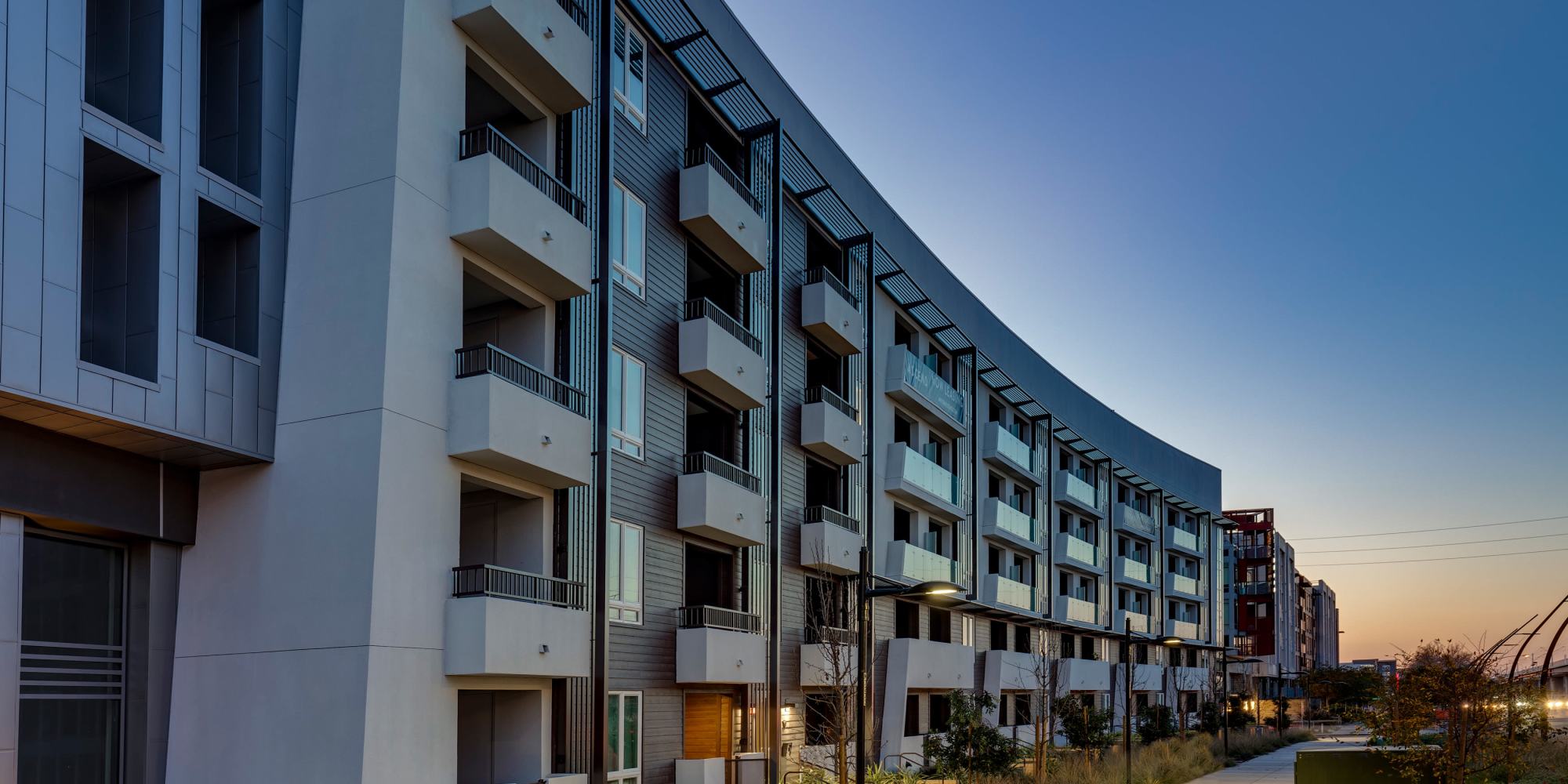 Apartments at The Harlowe in Milpitas, California