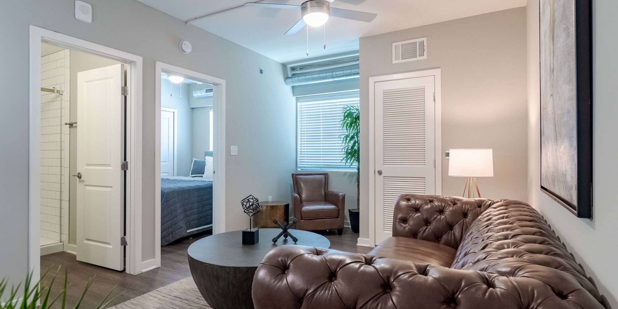 Family room at The Lofts at Twenty25 in Atlanta, Georgia