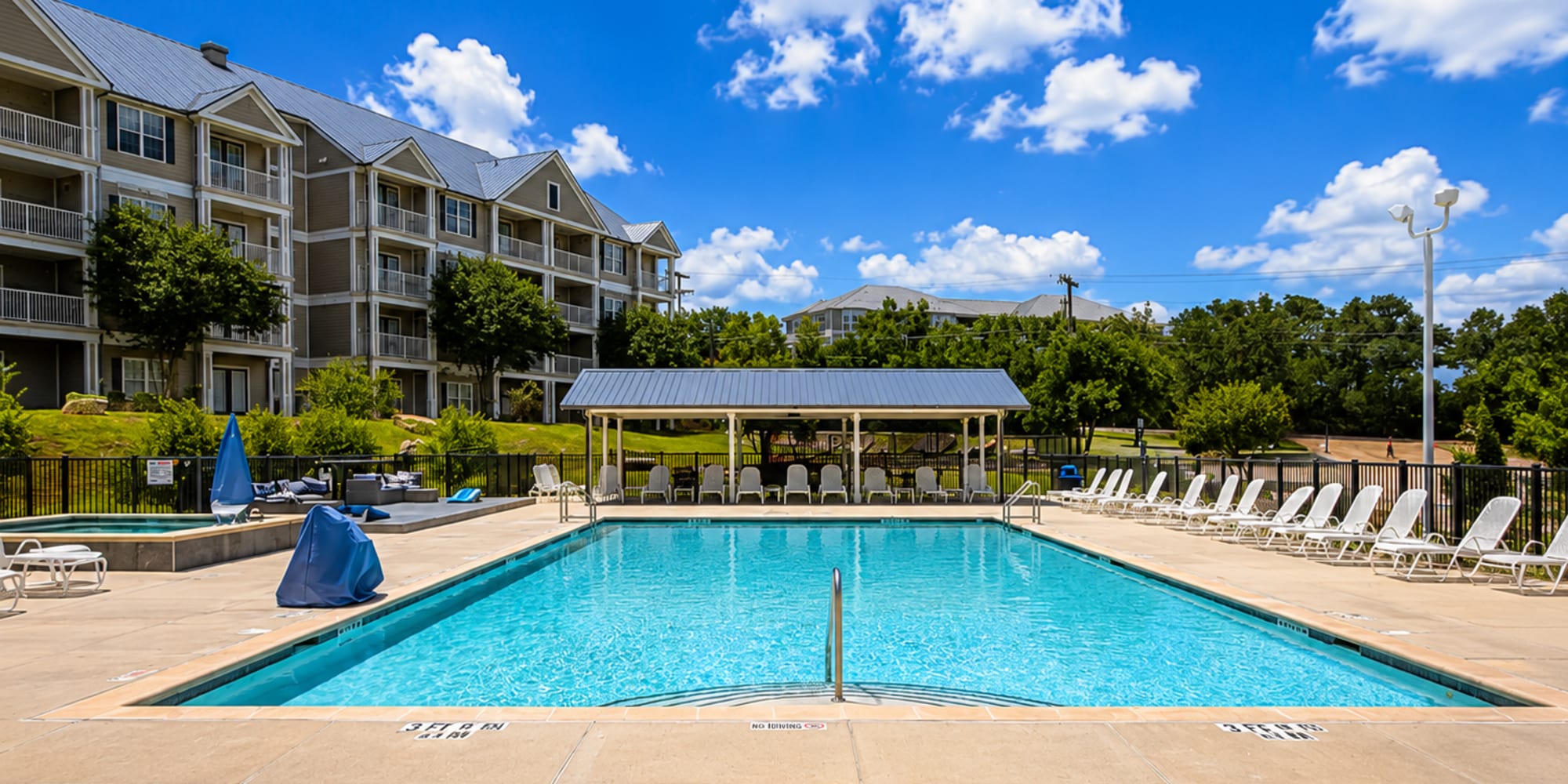 Apartments at The April in Canyon Lake,Texas