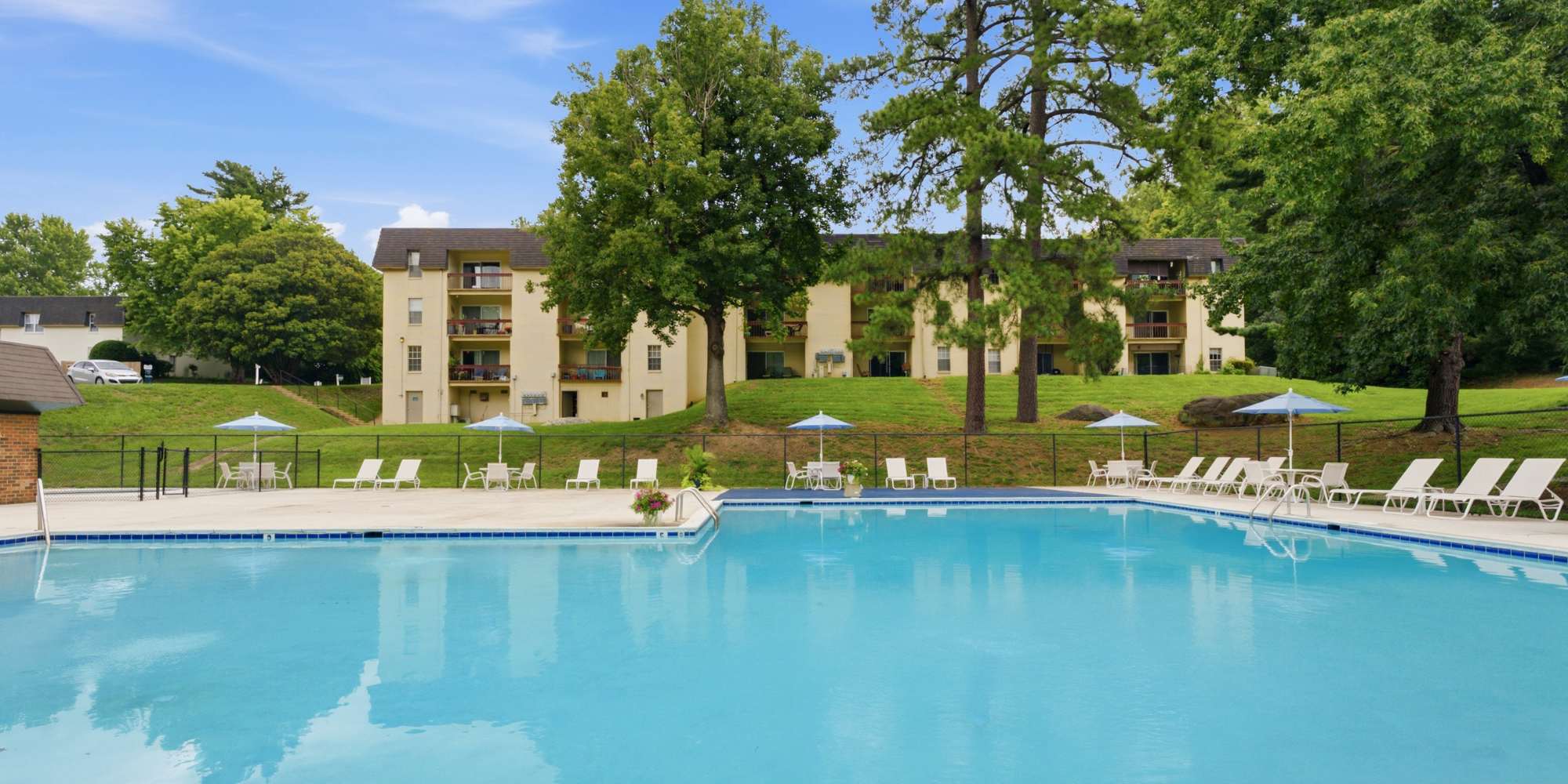 Willow Oaks Apartments in Richmond, Virginia
