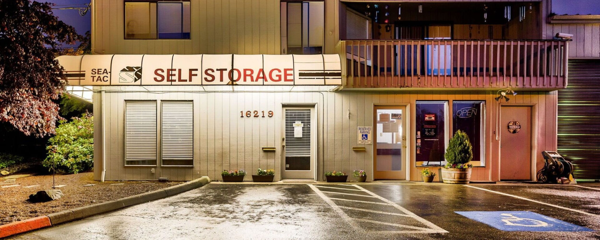 Exterior parking at Seatac Self Storage in Seatac, Washington