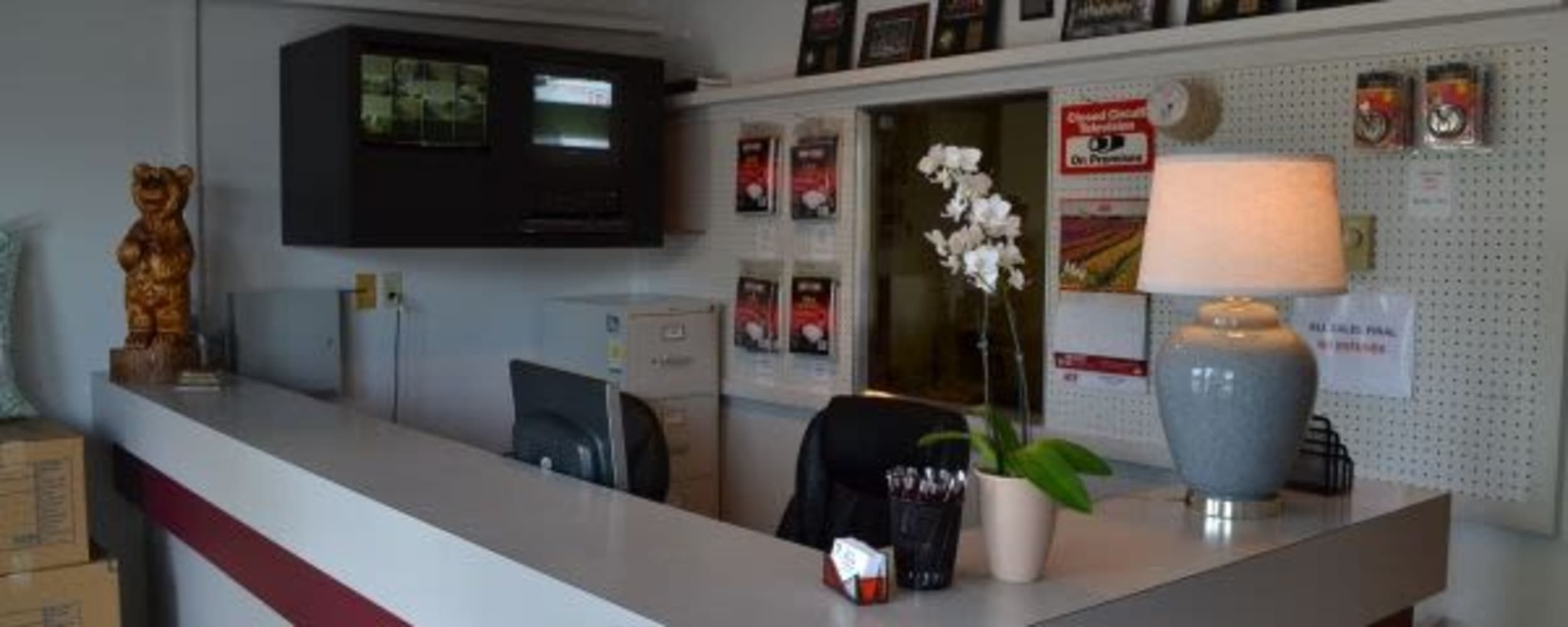 Interior lobby at Seatac Self Storage in Seatac, Washington