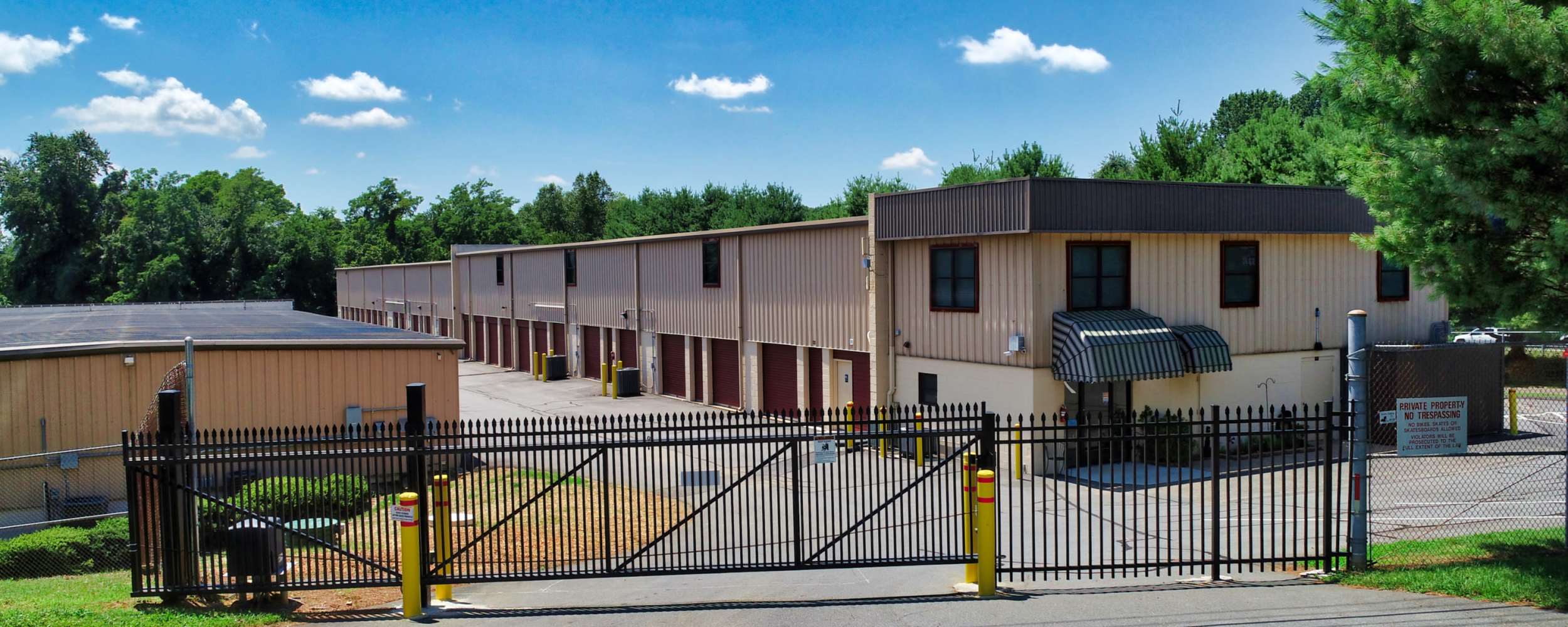 The gated entryway at Warrenton Mini Storage in Warrenton, Virginia