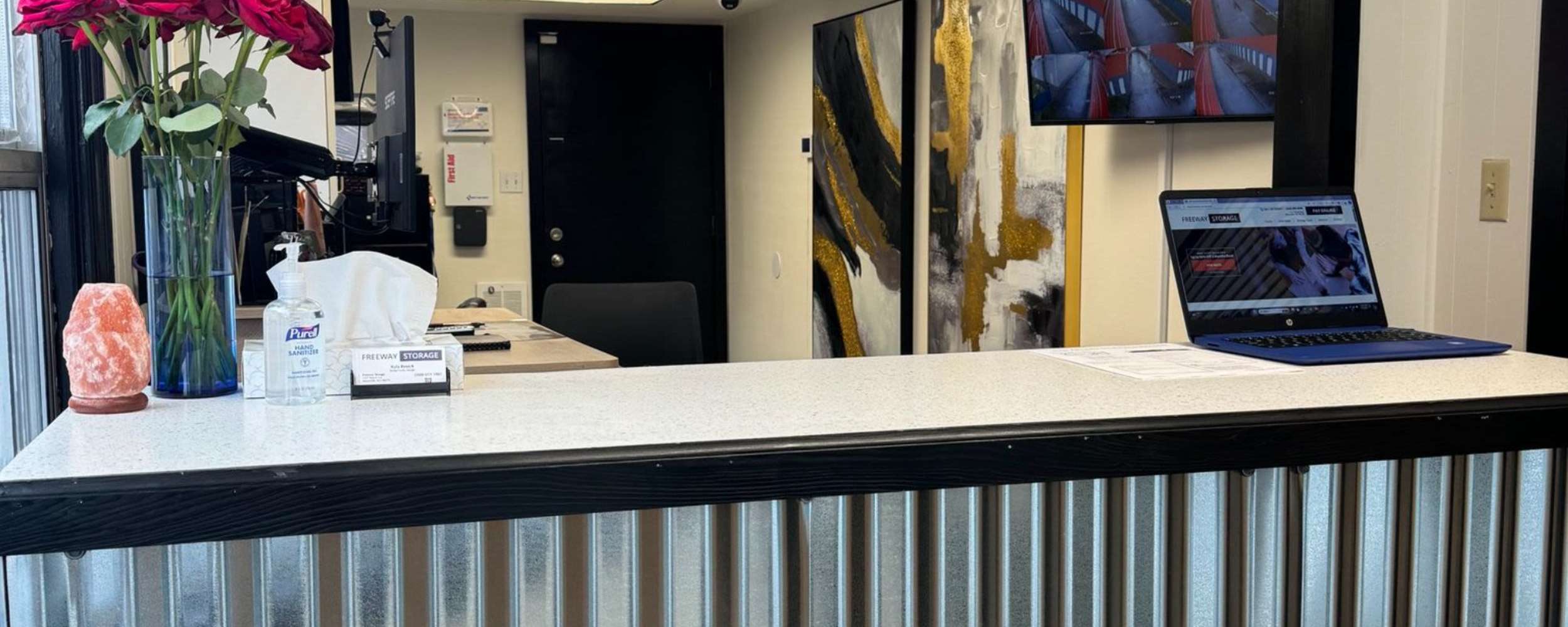 Reception to receive the users at Freeway Storage in Marysville, Washington