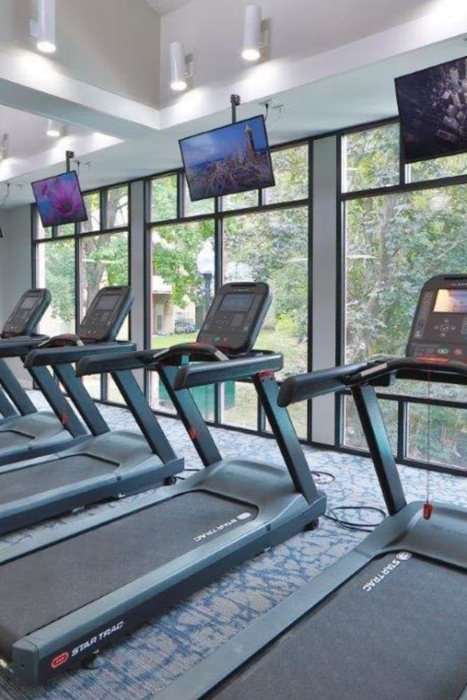 Fitness center at Brookdale at Mark Center Apartment Homes in Alexandria, Virginia