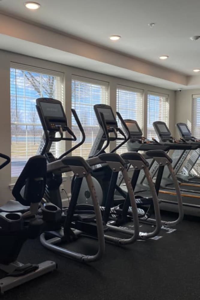 Fitness center at Pearl Pointe Apartments in Burlington, New Jersey
