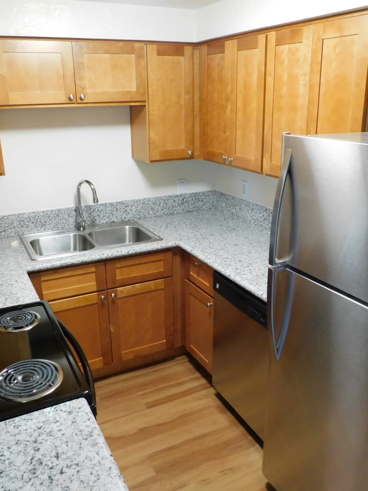 Well Equipped Kitchen at Lakeside Apartments in Albany, OR