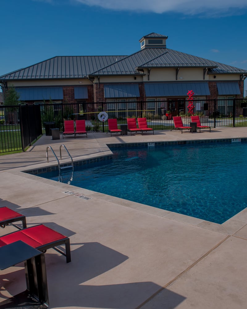 Resort style pool at Icon at Hewitt in Hewitt, Texas