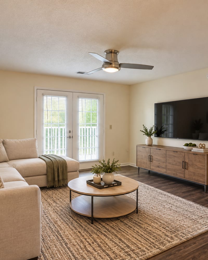 Unfurnished living room at Camellia Trace in Jackson, Tennessee
