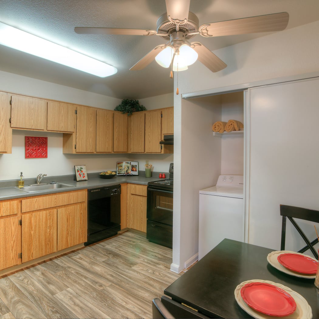 Beautiful apartment features await at Argenta Apartment Homes in Mesa