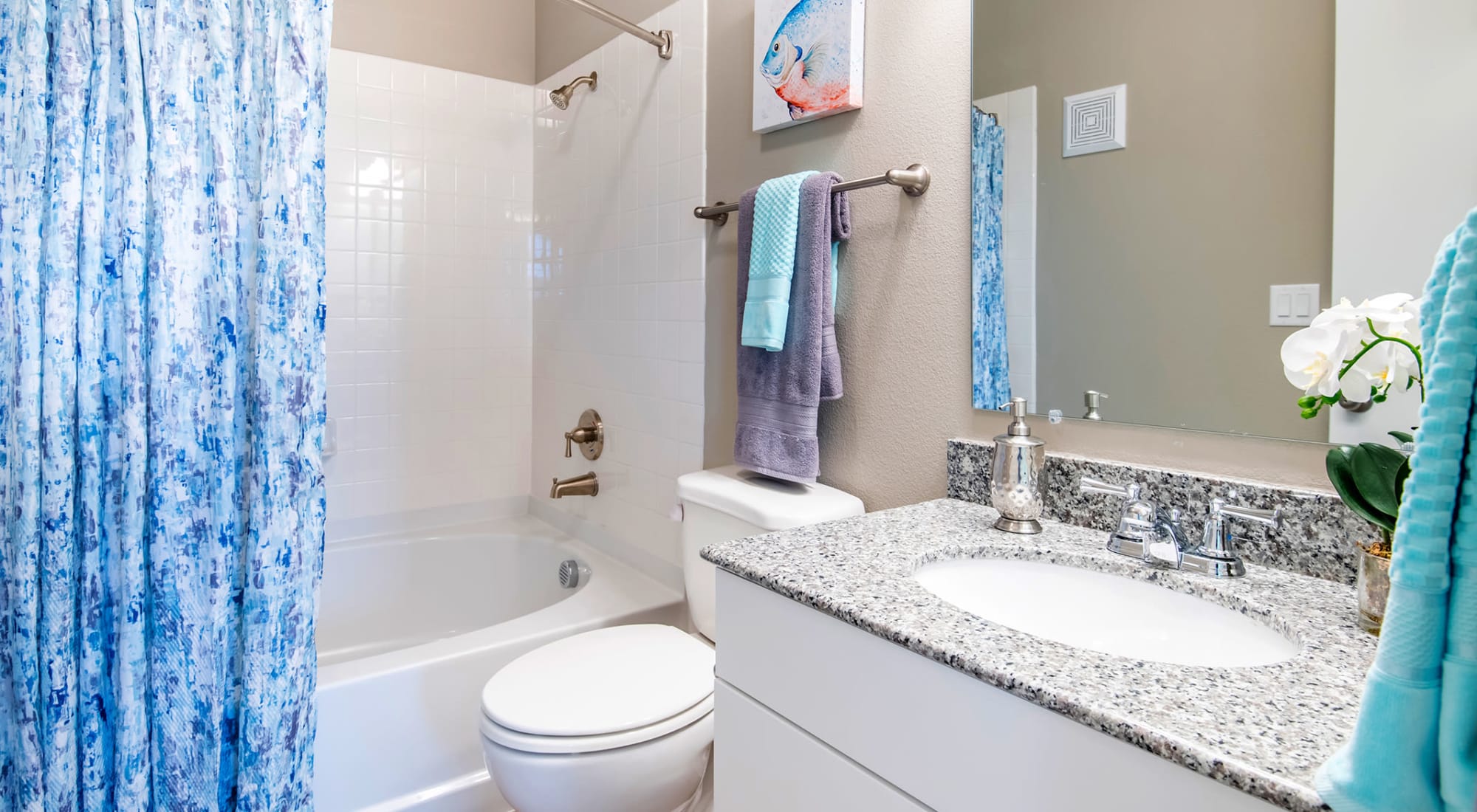 Bathroom at Carrollton Park of North Dallas