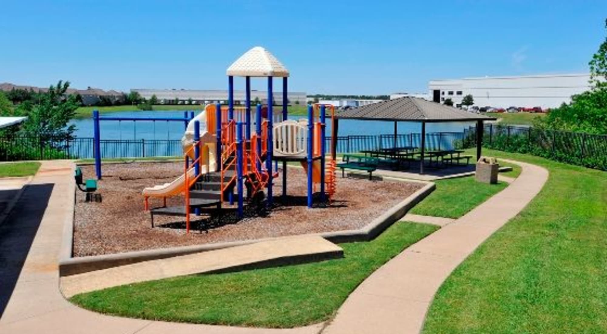 Playground Crescent at Cove at Lakepointe 