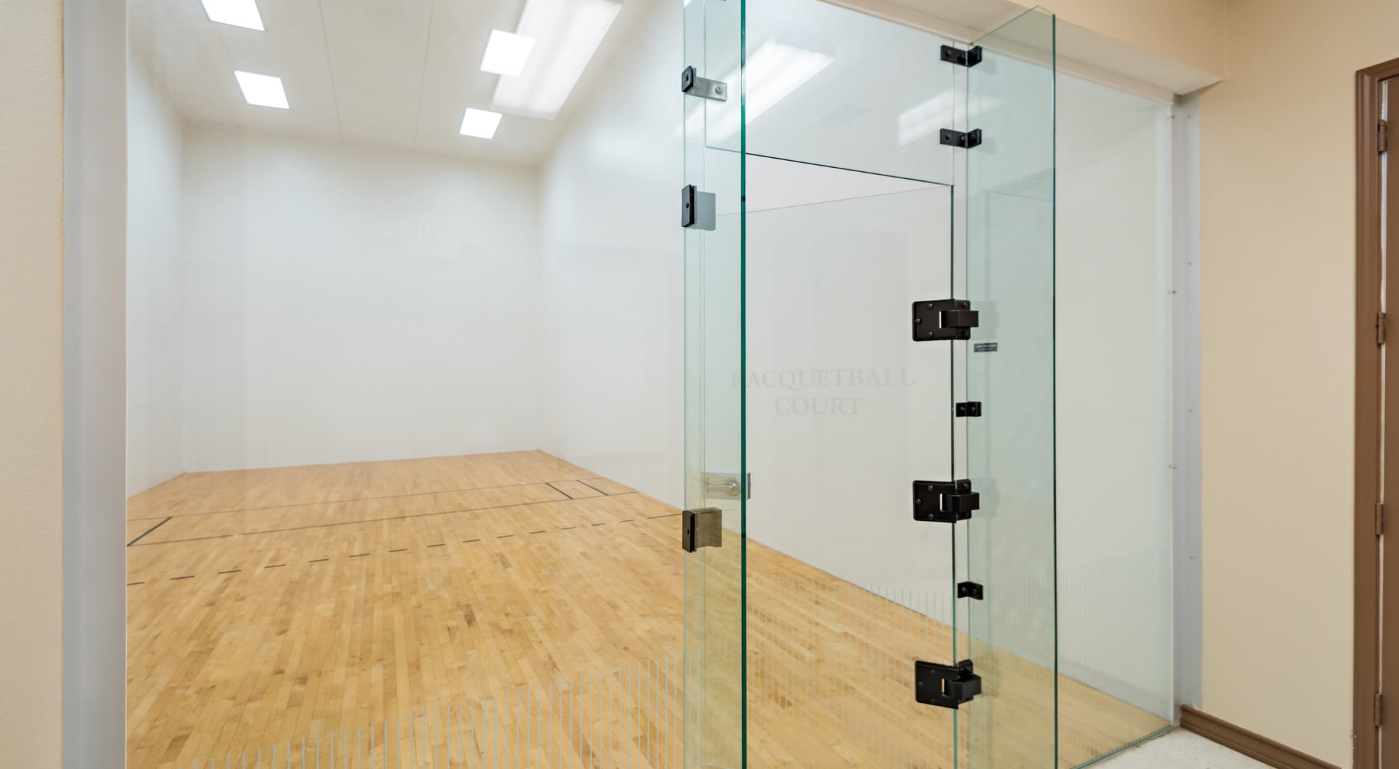Indoor Racquetball Court at The Lodge at Shavano Park