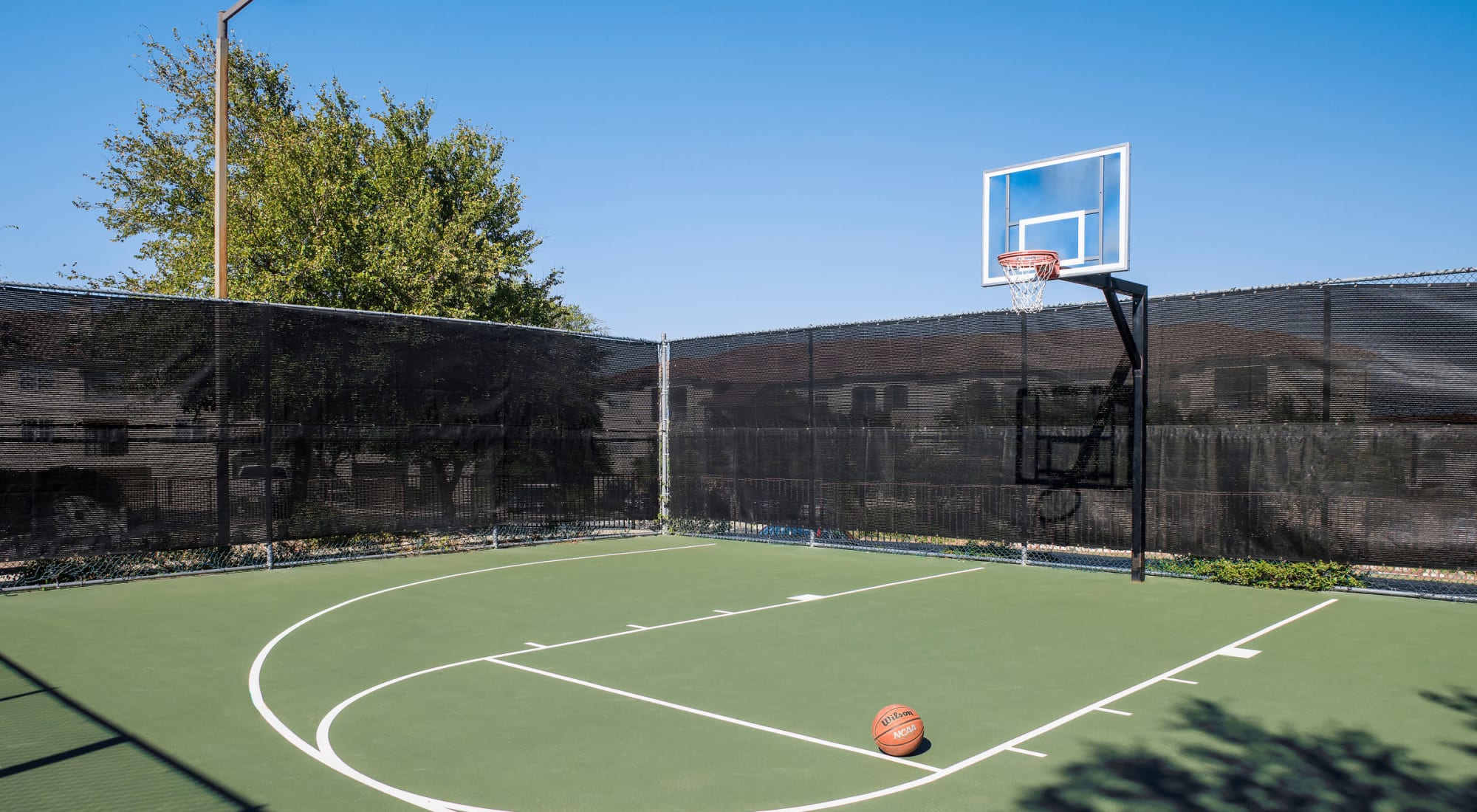 Basketball court at Mira Vista at La Cantera 