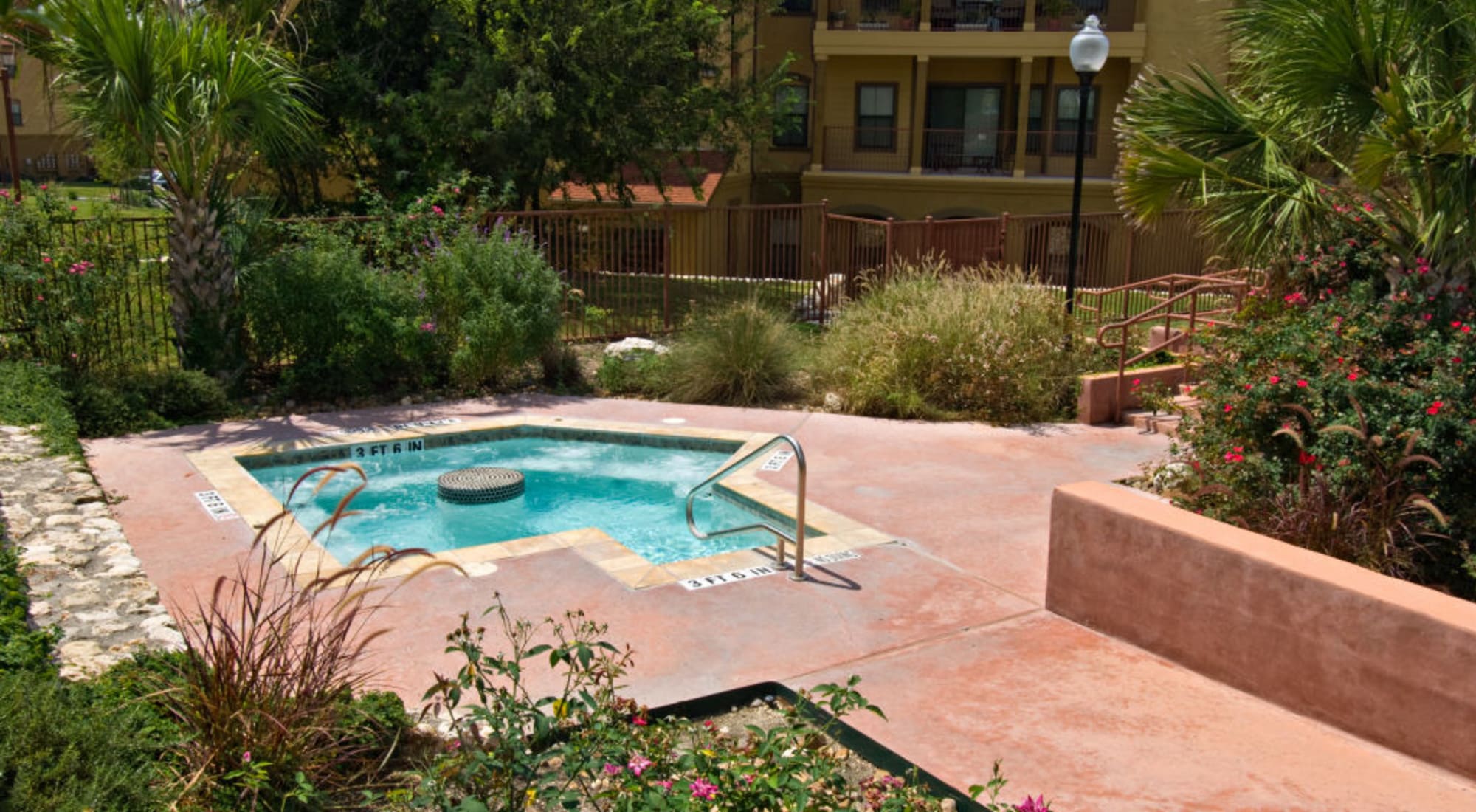 Outdoor spa at Villas at Medical Center