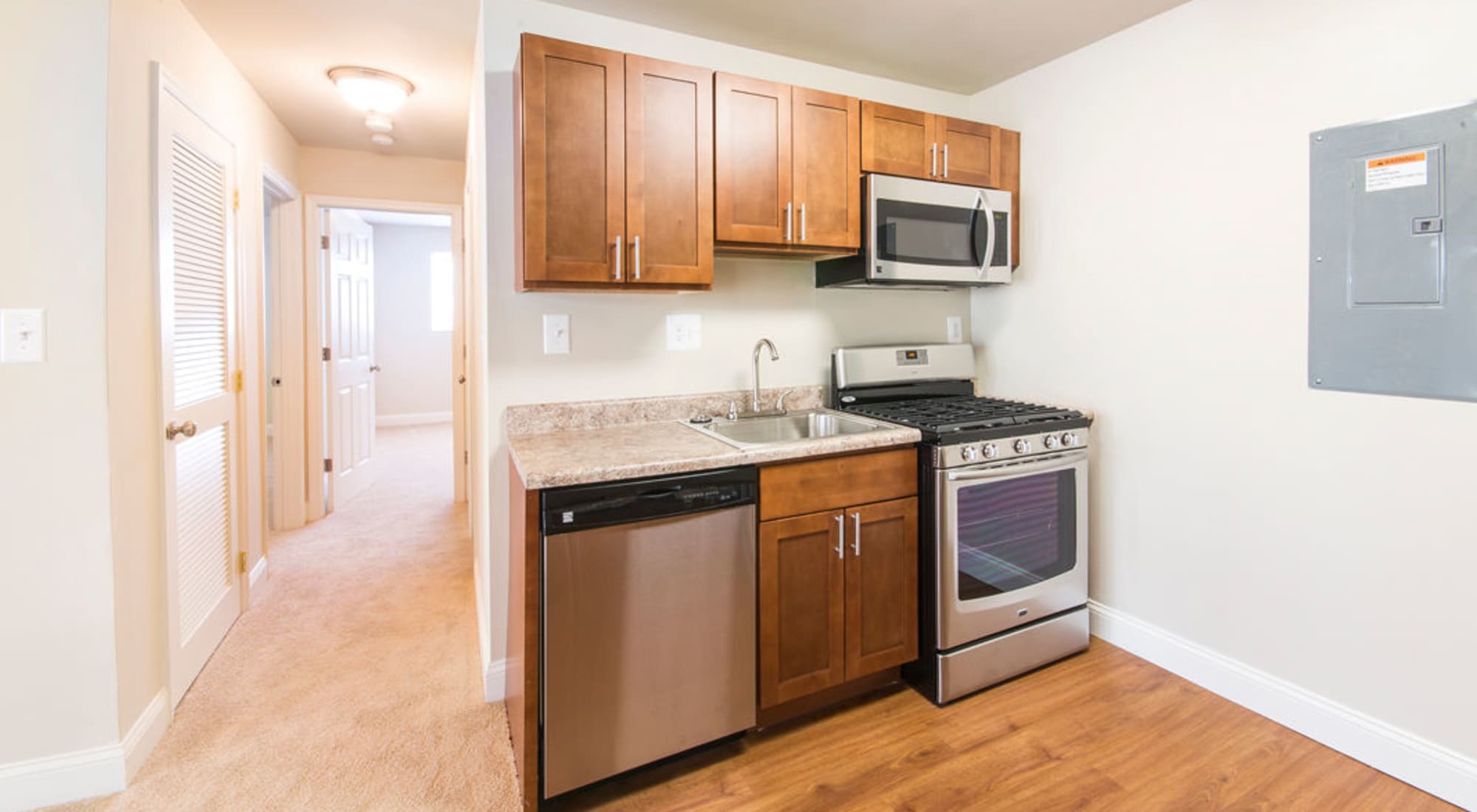 Westgate Apartments Townhomes For Rent In Manassas