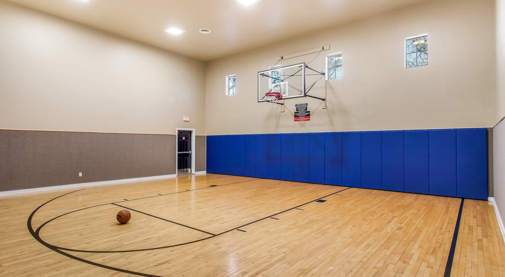 Indoor basketball court at Villas at Oakwell Farms